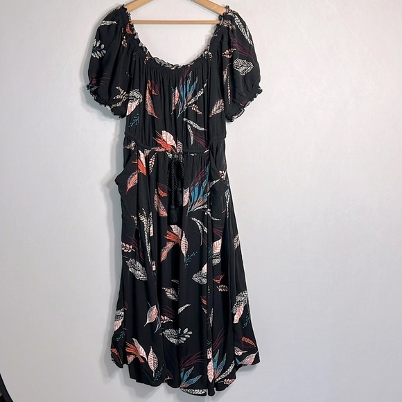 Torrid Midi Challis Puff Sleeve Dress size 00x - Picture 3 of 10